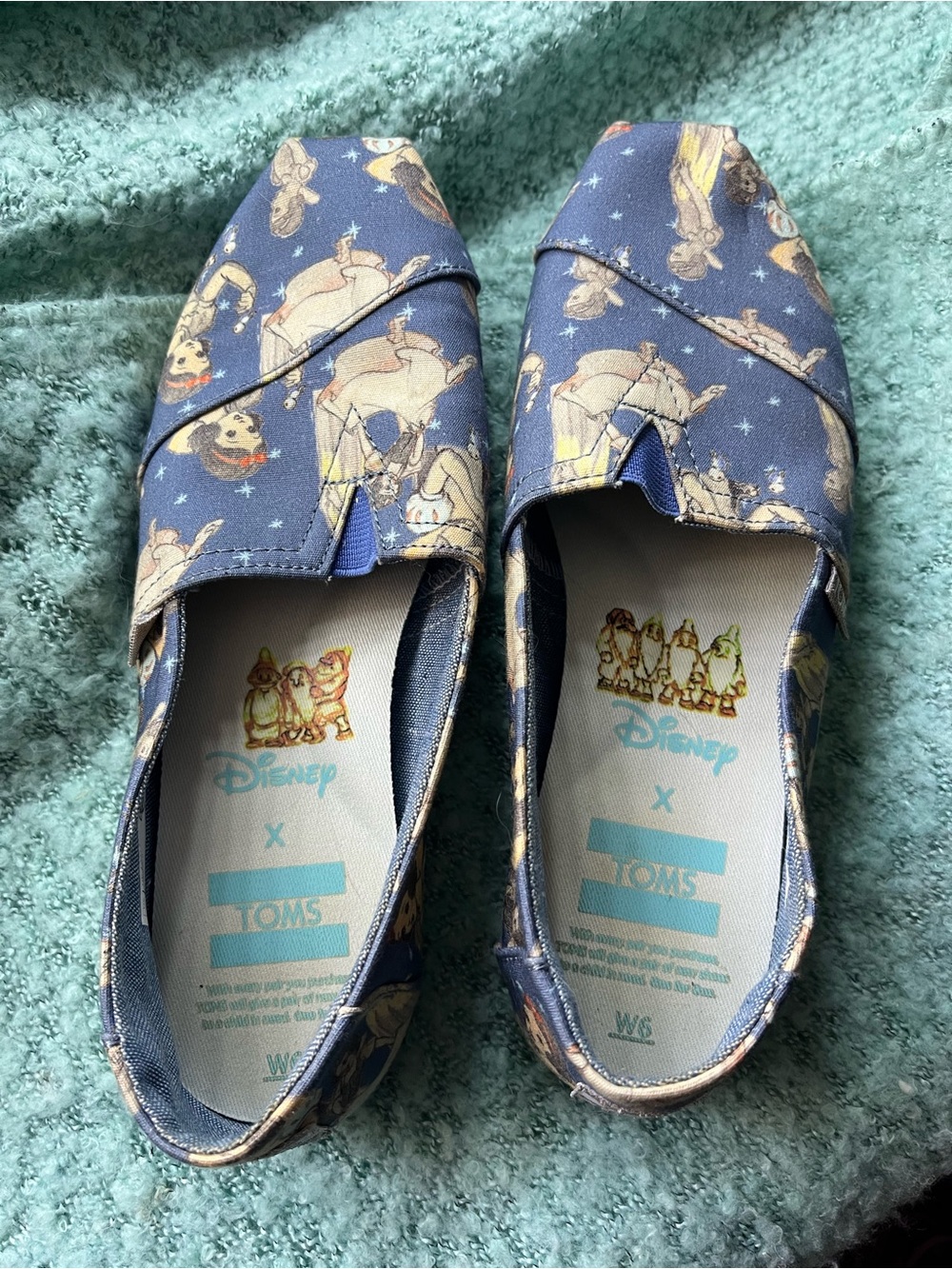 Toms x Disney Blue Princess Print Slip-On Sneakers